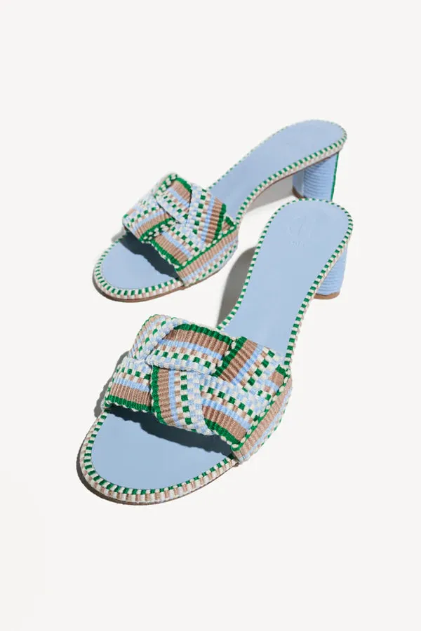 Amambaih Claudia Mules