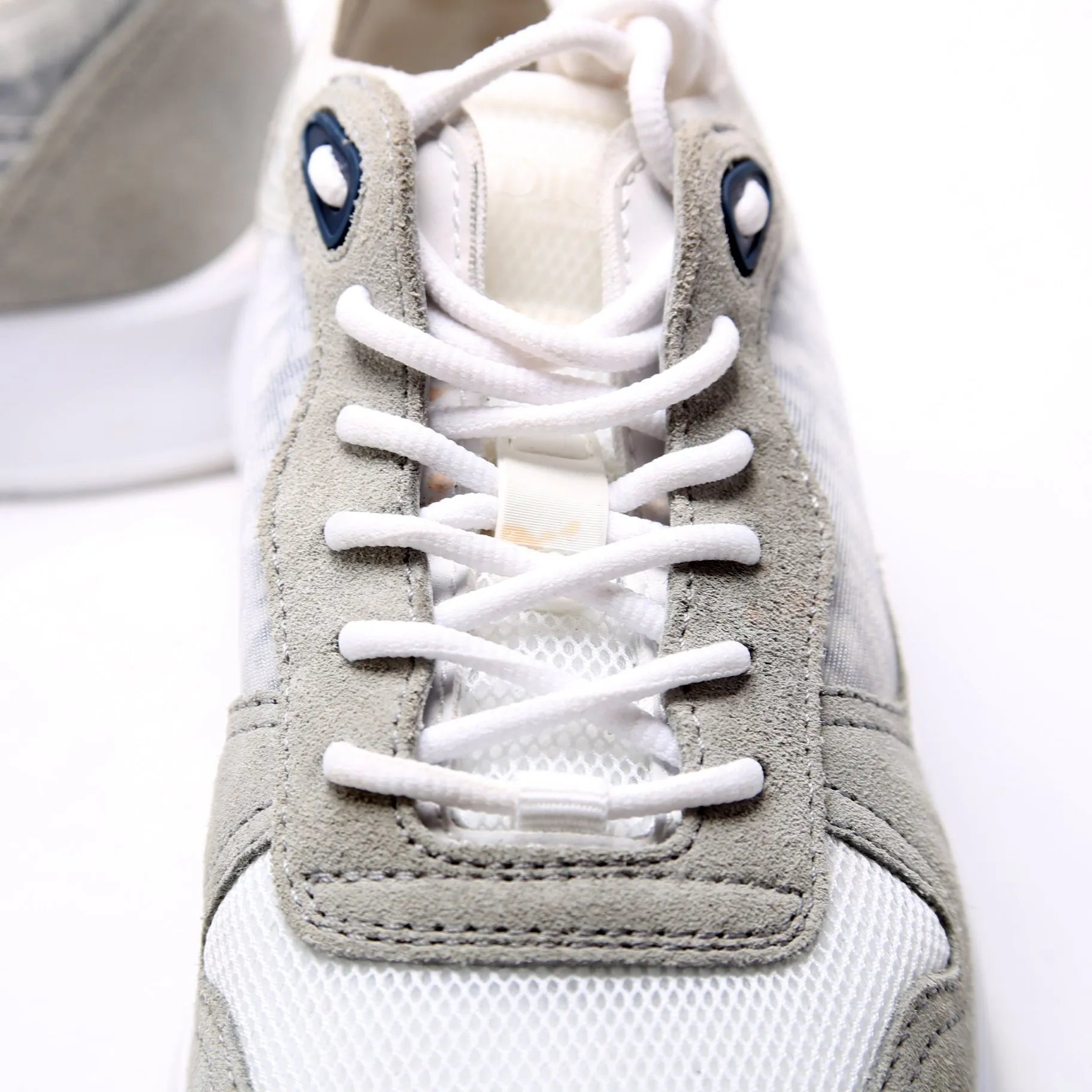 B25 Oblique Runner Sneakers Size 40