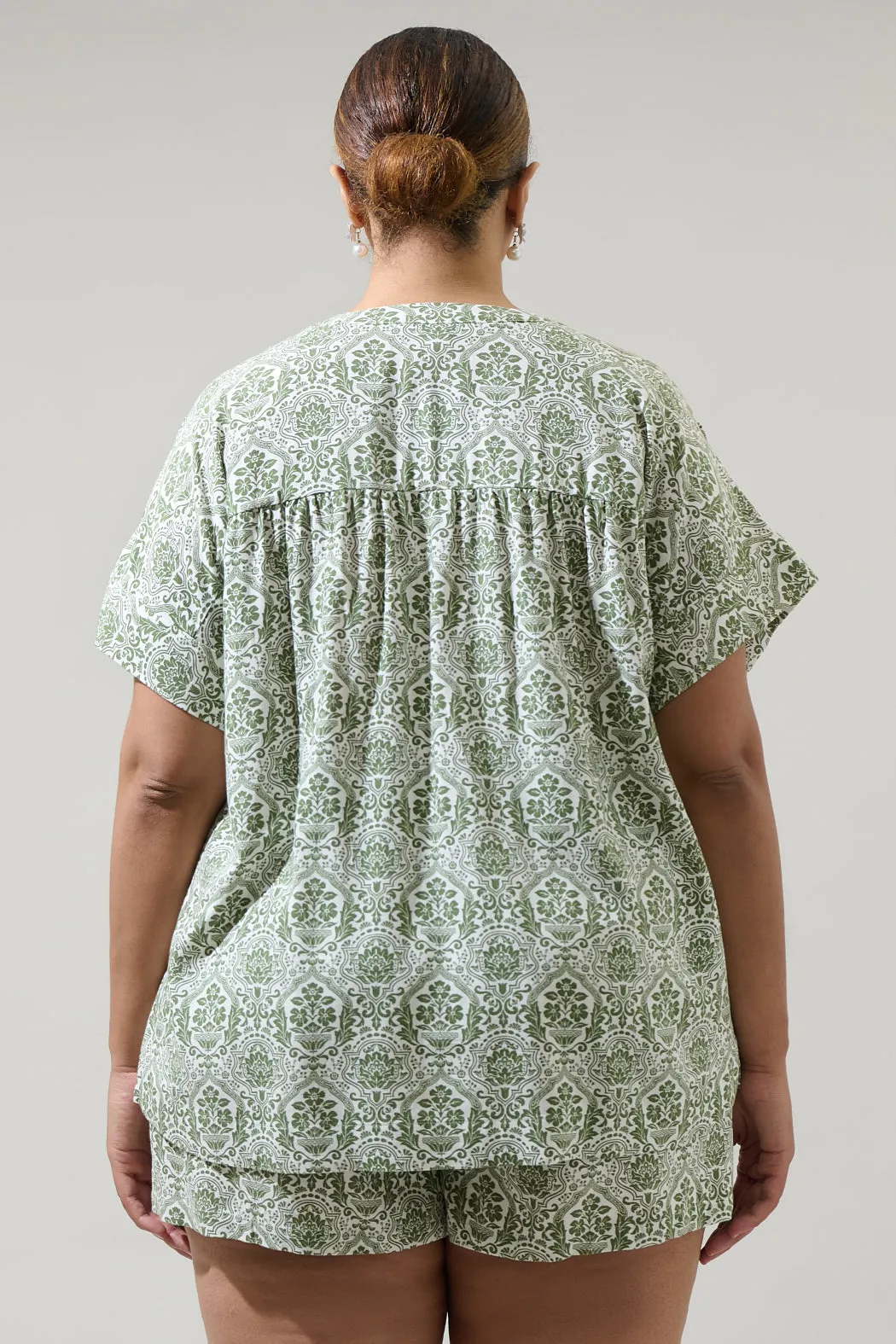 Estrada Floral Miah Split Neck Blouse Curve