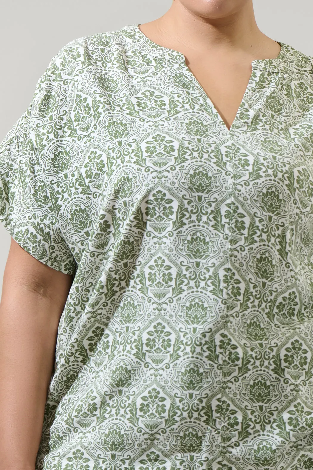 Estrada Floral Miah Split Neck Blouse Curve