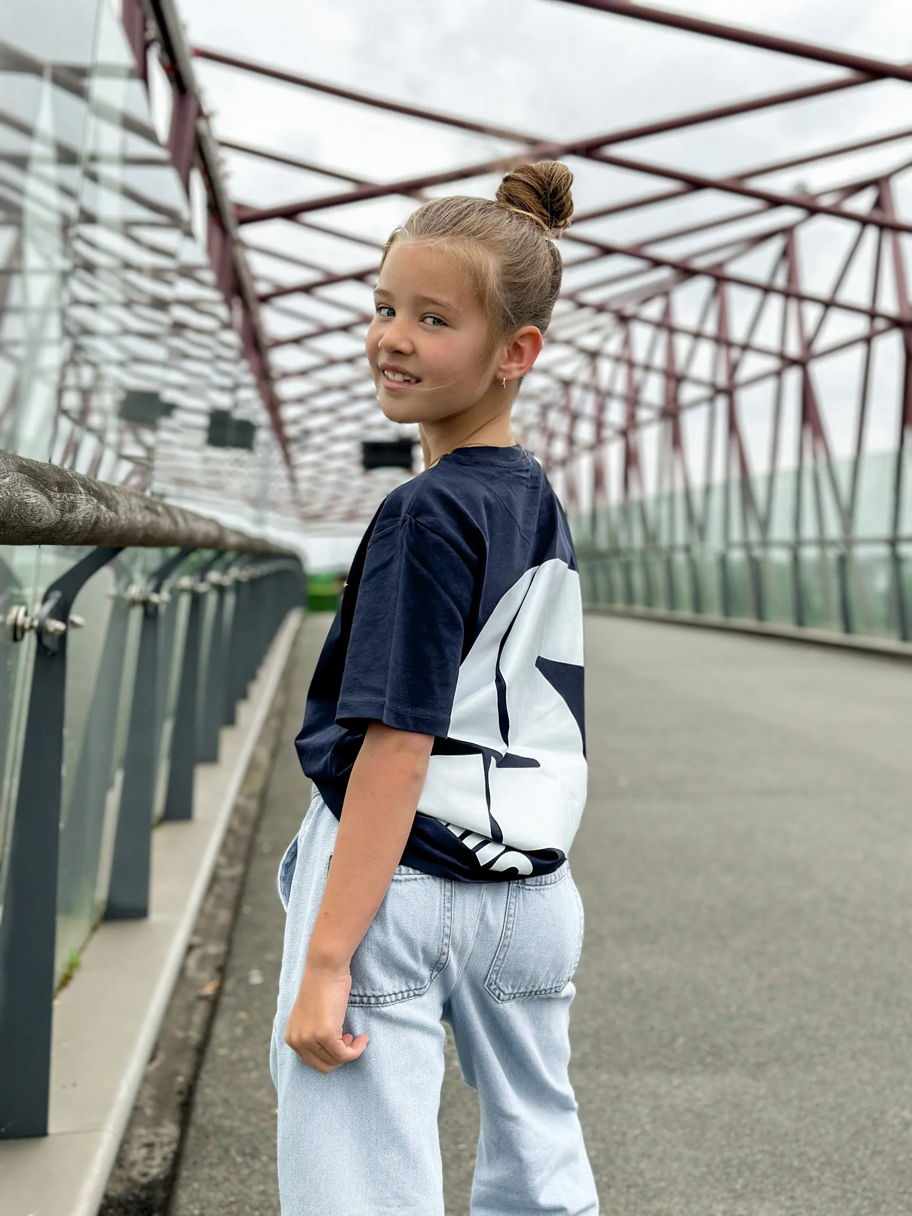 Navy Kids T / S Logo White Front Back Girls