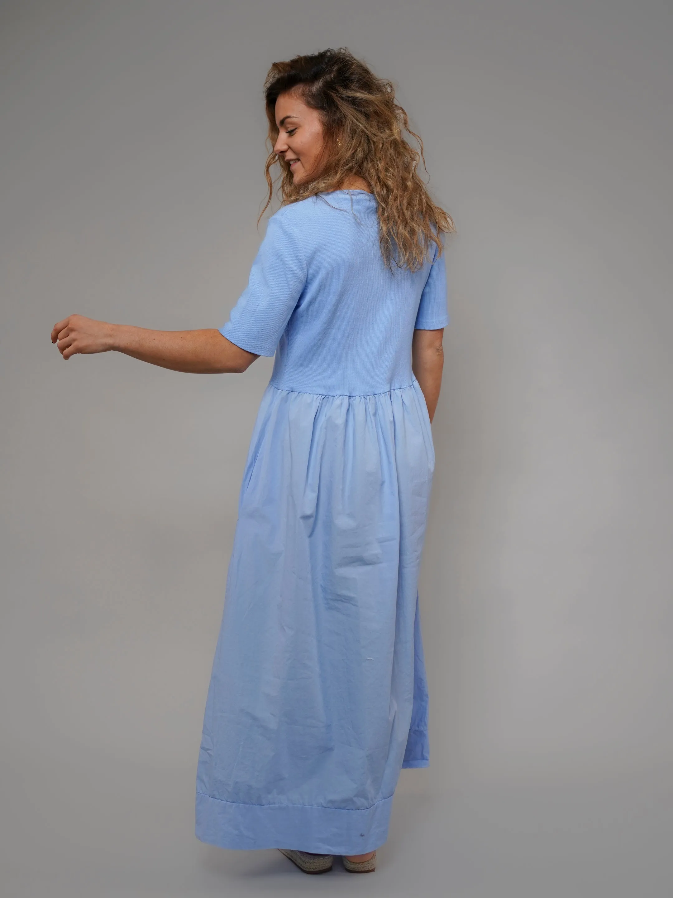 Robe bleu ciel manches courte - 1939